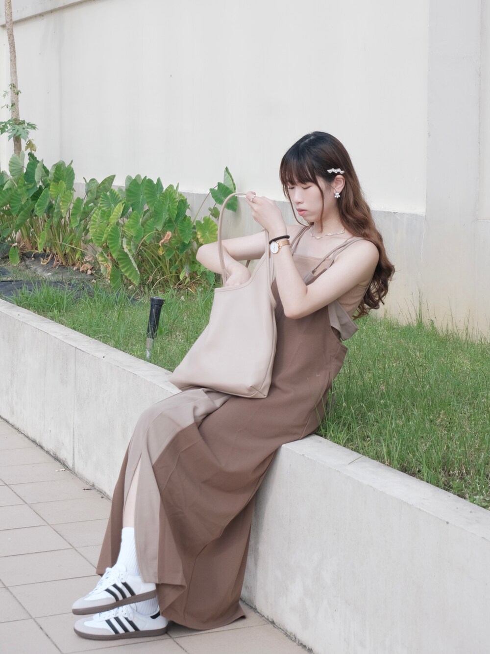 「休日スタイル」｜「Lumierのアイテム（ワンピース/ドレス、ブラウン系）」を使った、Anita🍎さん（レディース・163cm）の夏コーディネートの3枚目の写真
