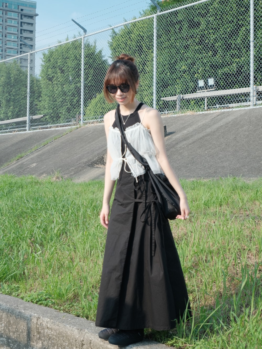 「休日スタイル」｜「Gramicciの"GRAMICCI" Thermal Moc（スリッポン、ブラック系）」を使った、Anita🍎さん（レディース・163cm）の夏コーディネートの2枚目の写真