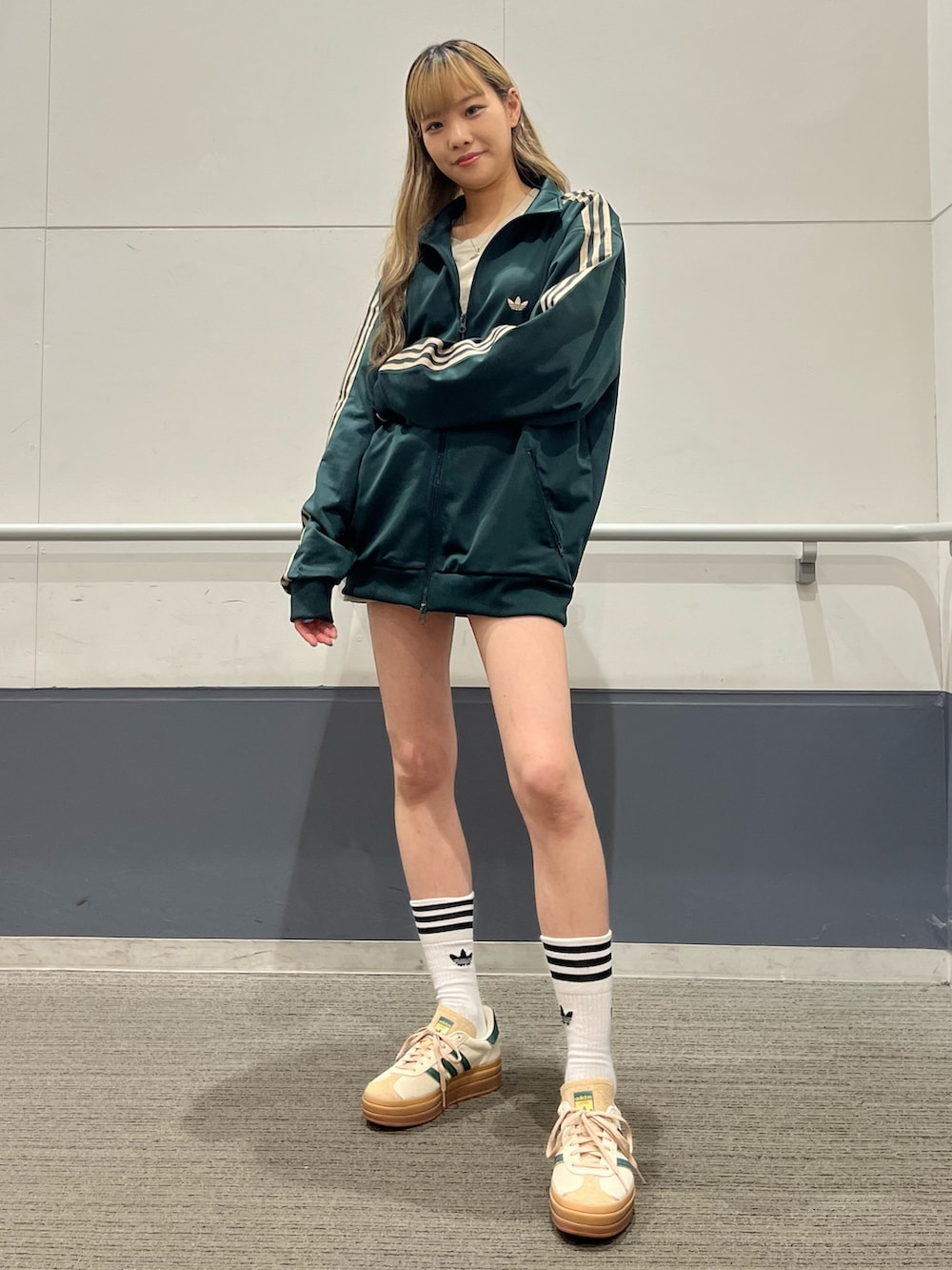 AH(アディダス オリジナルスショップ ららぽーと海老名)｜adidasの