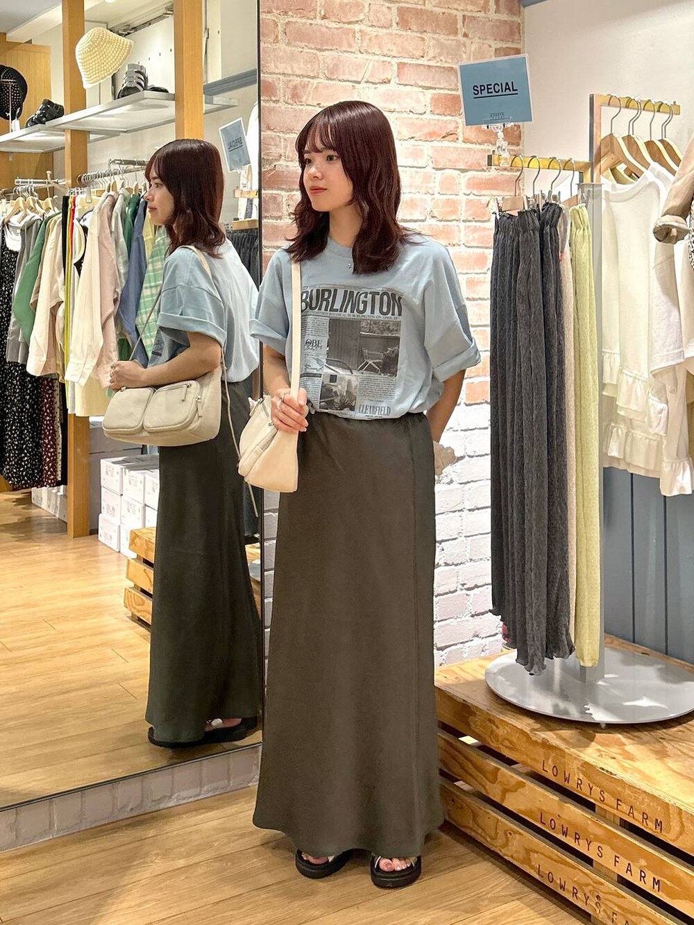 ncy03(LOWRYS FARM エスパル郡山)|LOWRYS FARMのサンダルを使ったコーディネート - WEAR