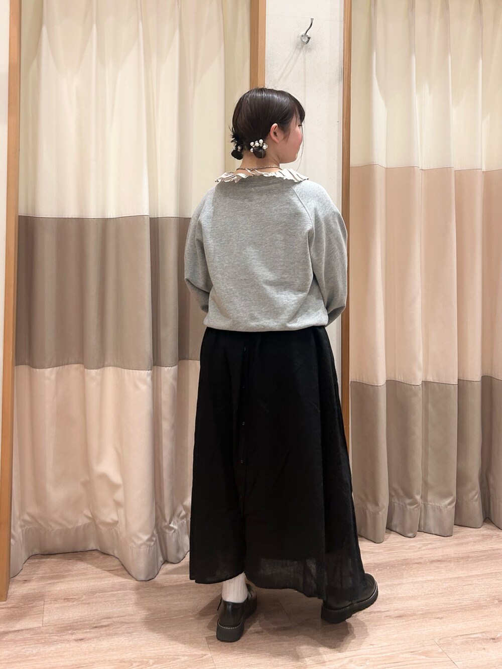 「Samansa Mos2、SM2 keittio イオンモール日の出店、ワンピースコーデ、低身長コーデ」|「Samansa Mos2のアイテム(スウェット、グレー系)」を使った、🐾🐈⬛Mim🐈⬛🐾さん(レディース・147cm)の春コーディネートの2枚目の写真