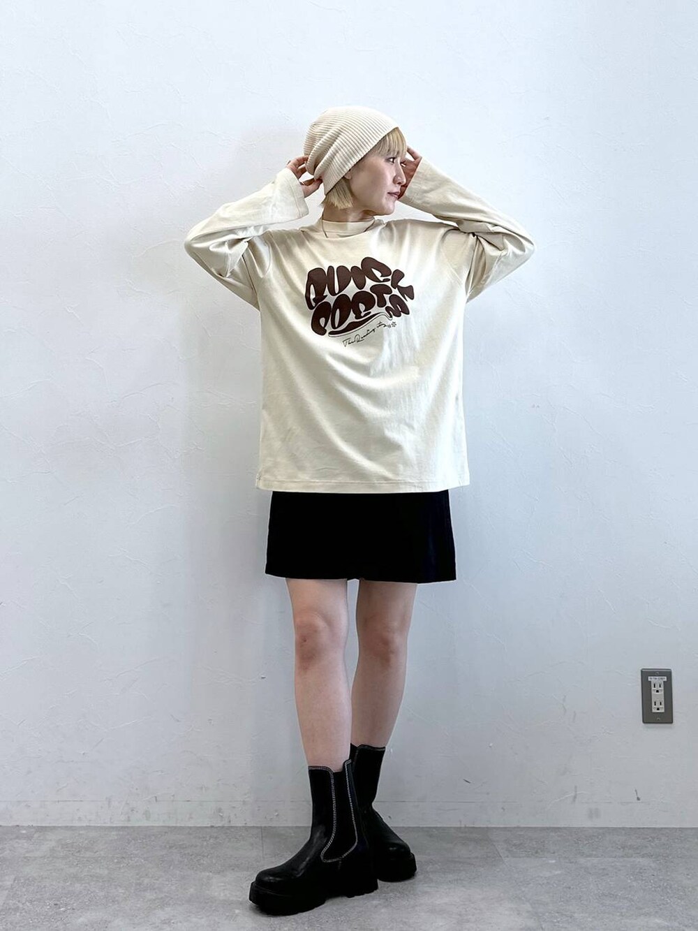 「RAGEBLUEの2タック/ナイロンハーフパンツ（チノパンツ、ブラック系）」を使った、たけおさん（レディース・157cm）の夏コーディネートの2枚目の写真
