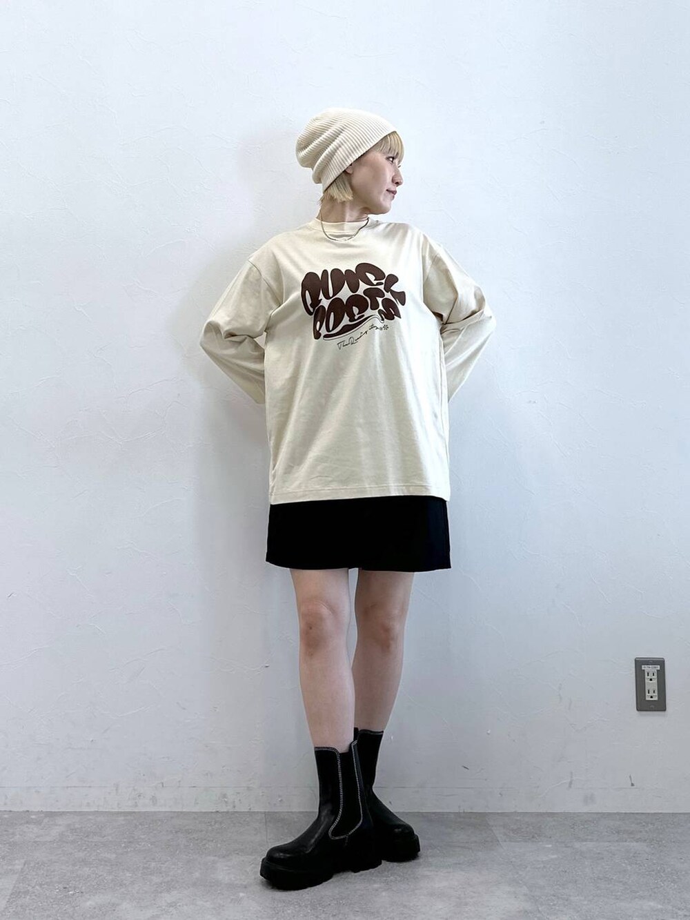 「RAGEBLUEの2タック/ナイロンハーフパンツ（チノパンツ、ブラック系）」を使った、たけおさん（レディース・157cm）の夏コーディネートの3枚目の写真