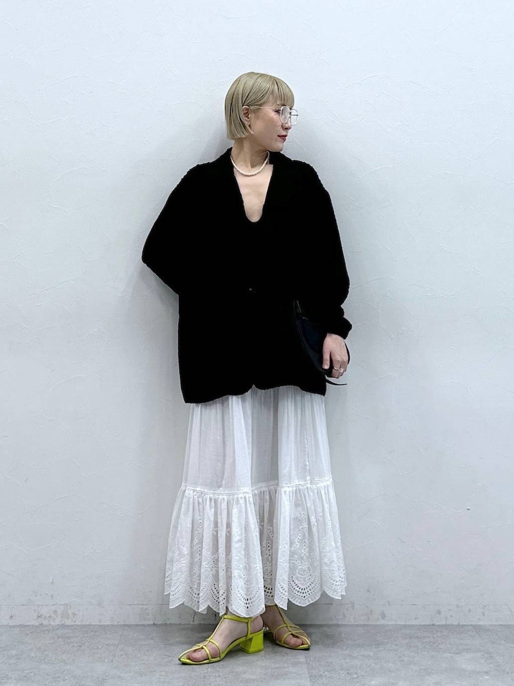 「RAGEBLUEのアソートアイウェア（メガネ、ブラック系）」を使った、たけおさん（レディース・157cm）の夏コーディネートの2枚目の写真