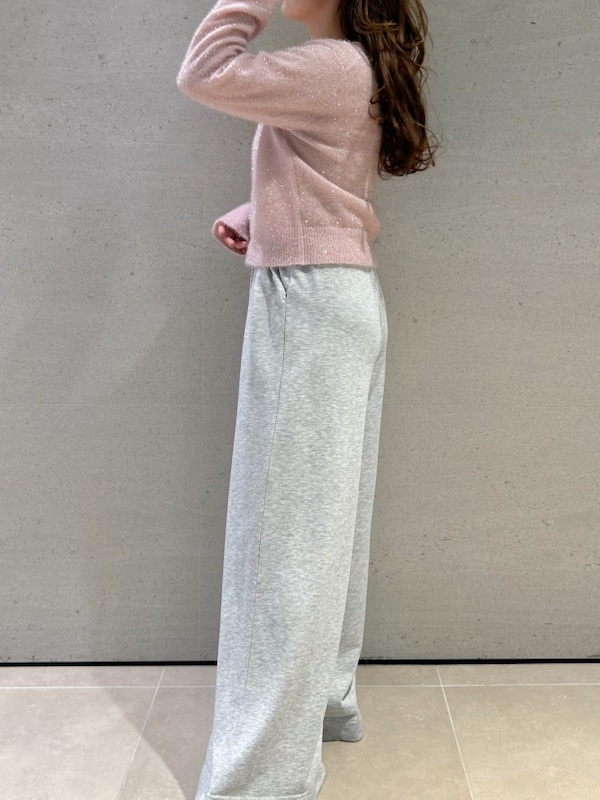 「ワンマイルウェア、低身長、ワイドパンツ、ハイウエスト、イエベ、イエベ秋、骨格ストレート」｜「FRAY I.Dのフィルムフェザーカーディガン（カーディガン/ボレロ、ピンク系）」を使った、FRAY I.Dさん（レディース・150cm）の春コーディネートの3枚目の写真