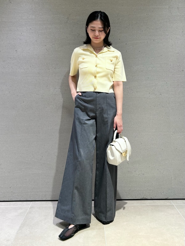 「着回し、高身長、シアー、ショルダーバッグ、サンダル、フラットシューズ、ストレートパンツ、ワイドパンツ、パンツ、ニット、ハイウエスト、イエベ、イエベ秋、骨格ストレート、ハンドバッグ」｜「FRAY I.Dのオープンカラーミラノリブニットジャケット（ニット/セーター、イエロー系）」を使った、FRAY I.Dさん（レディース・161cm）の春コーディネートの3枚目の写真