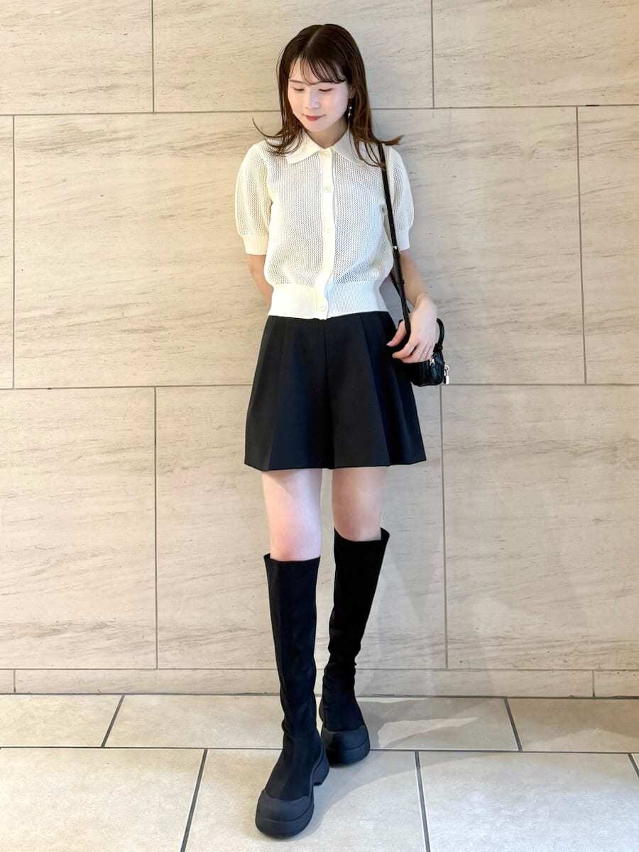「デートコーデ、着回し、高身長、低身長、ショルダーバッグ、パンツ、ニット、ハイウエスト、イエベ、骨格ウェーブ」｜「FRAY I.Dのダイヤメッシュポロカーディガン（カーディガン/ボレロ、ホワイト系）」を使った、FRAY I.Dさん（レディース・158cm）の春コーディネートの6枚目の写真