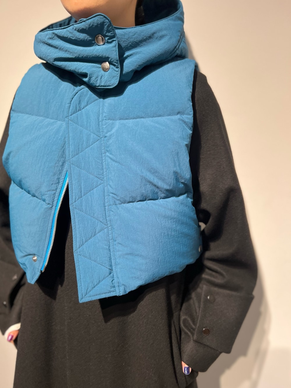 UN3D.（アンスリード）の「UN3D./アンスリード/DOWN SHORT VEST