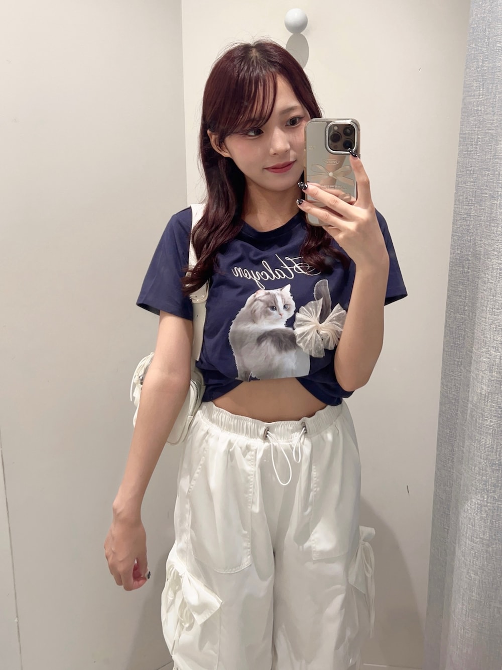 「カーゴパンツ、サンダル、夏コーデ、韓国ファッション、オリーブ デ オリーブ(OLIVE des OLIVE)、骨格ストレート、低身長、プチプラ、スポーツミックス、厚底サンダル、お出かけコーデ、シンプルスタイル、春夏コーデ、150cm台コーデ、ロゴT」|「OLIVE des OLIVEのアニマルアソートTシャツ(Tシャツ/カットソー、ブルー系)」を使った、Mitsukiさん(骨格ストレート・レディース・153cm)の夏コーディネートの2枚目の写真