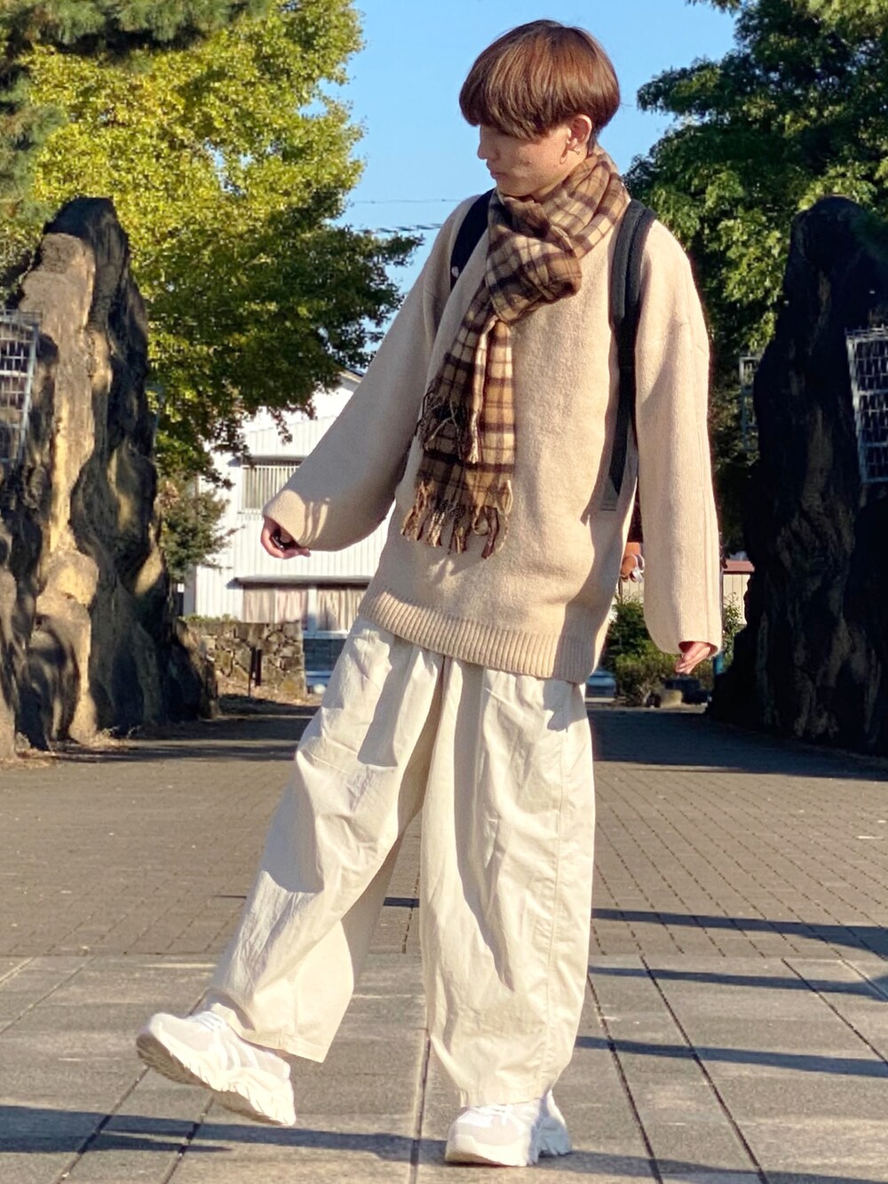ゆーすけさんの「【ADRER】loose silhouette easy balloon pants/ルーズシルエットイージーバルーンパンツ（ADRER）」を使ったコーディネートの2枚目の写真