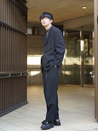 岡本 大護｜COMME des GARCONS HOMMEのテーラードジャケットを使った