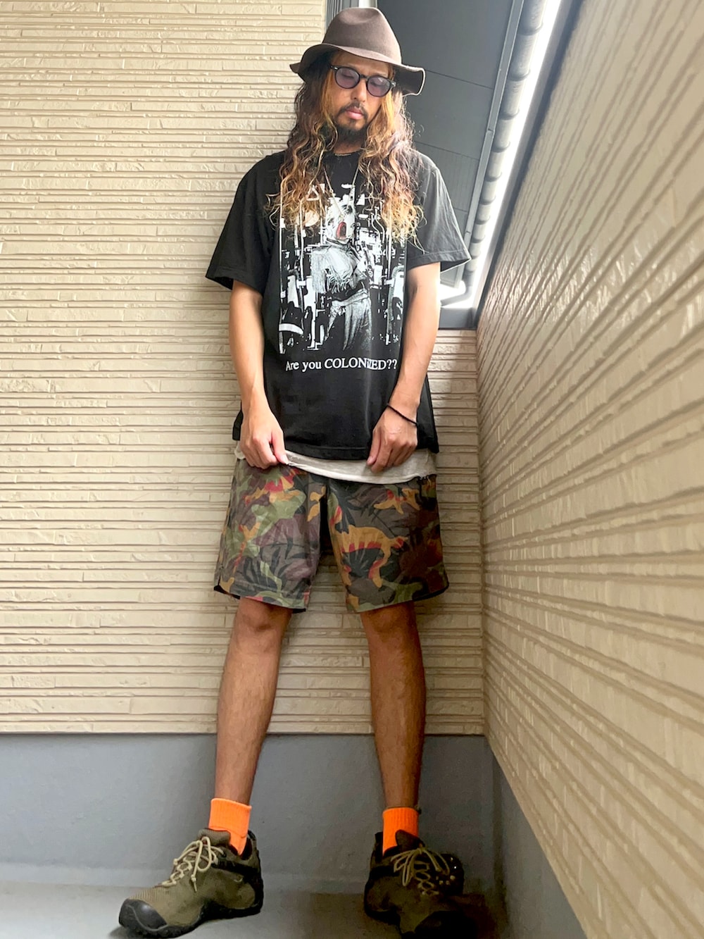 「古着、古着MIX、ヴィンテージ、BiSH、夏コーデ、大人コーデ、バンドT、タンパンスタイル」｜「BiSHのアイテム（Tシャツ/カットソー、ブラック系）」を使った、higerinseさん（メンズ・170cm）の夏コーディネートの3枚目の写真