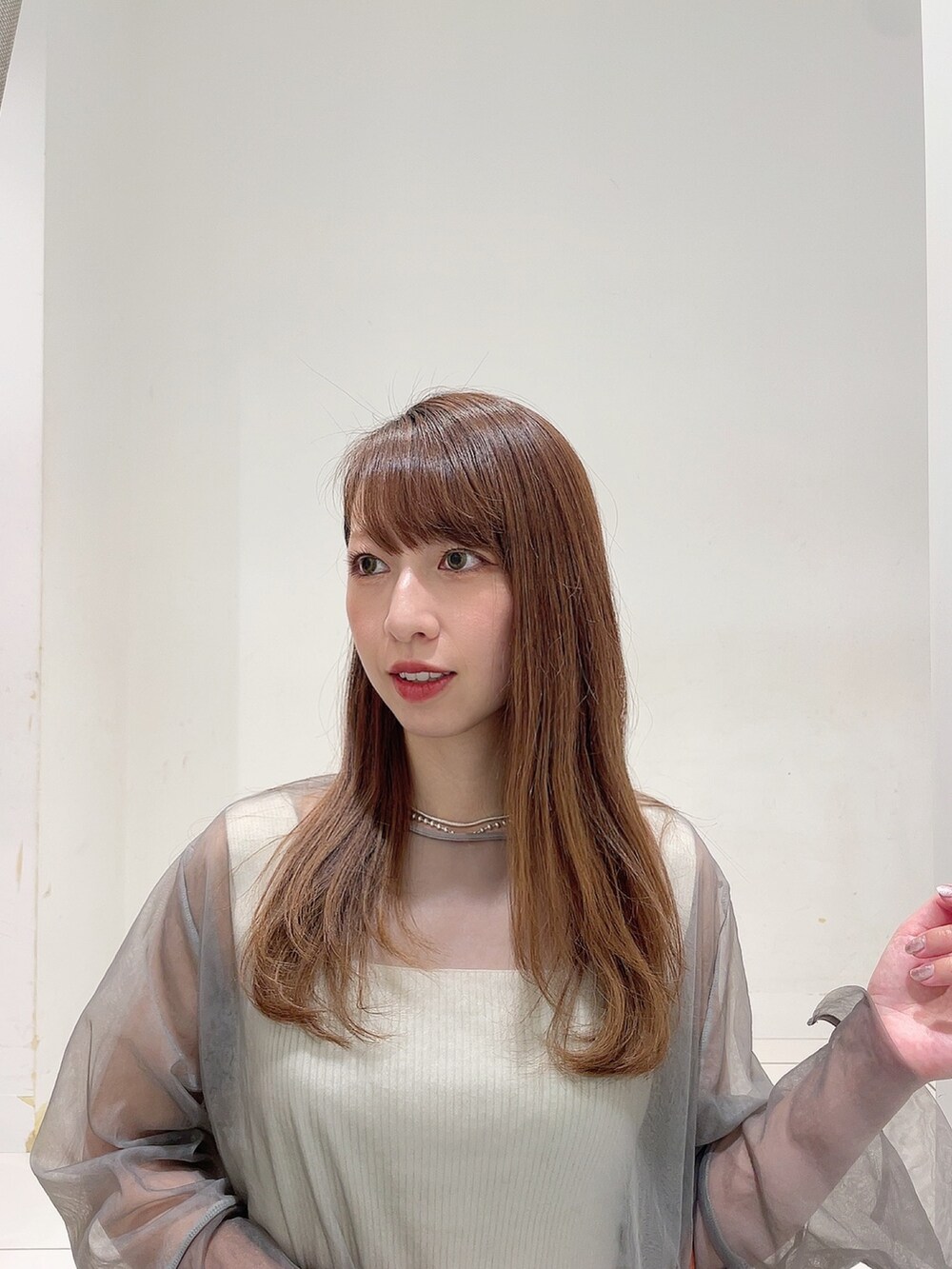 「秋っぽコーデ更新中、シアートップス、休日スタイル、秋コーデ、おでかけコーデ、オトナ女子、秋、ママファッション、プチプラ」|「SENSE OF PLACE by URBAN RESEARCHの『一部WEB限定カラー』『TALLサイズ/WEB限定』ストレッチサスツキハイウエストスカート(スカート、ベージュ系)」を使った、Maiさん(レディース・156cm)の秋コーディネートの7枚目の写真