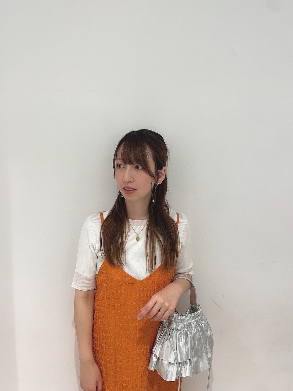 「プチプラ、ワンピース、ラクチンコーデ、サンダルコーデ、夏服、ママファッション、ゆるコーデ」|「SENSE OF PLACE by URBAN RESEARCHのジャガードバックオープンキャミワンピース(ワンピース、オレンジ系)」を使った、Maiさん(レディース・156cm)の夏コーディネートの5枚目の写真
