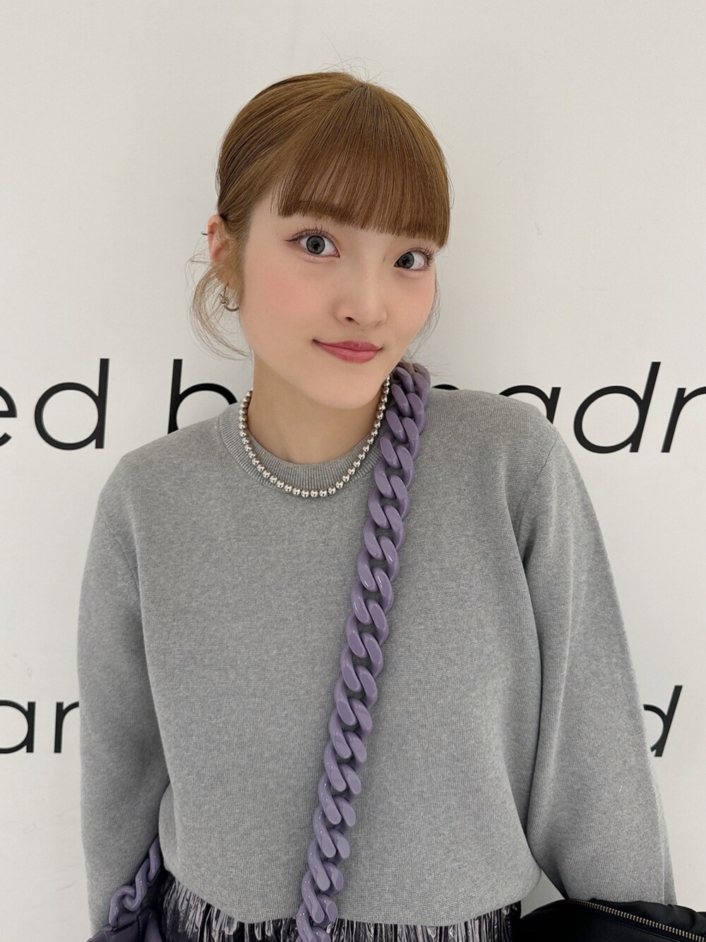 「un+frame、CLEA、今日のコスメと服、ワントーンコーデ、春服コーデ、おでかけコーデ、カジュアルスタイル、シンプルスタイル、春服みてみて、オトナカワイイ、春先取り、大人ガーリー、高身長女子、雨の日コーデ、春のおしゃ見えテクニック」｜「un+frameのmetallic tiered skirt /メタリックティアードカンカンロング丈スカート（スカート、ブラック系）」を使った、Haruka ❤︎さん（骨格ナチュラル・レディース・168cm）の冬コーディネートの2枚目の写真