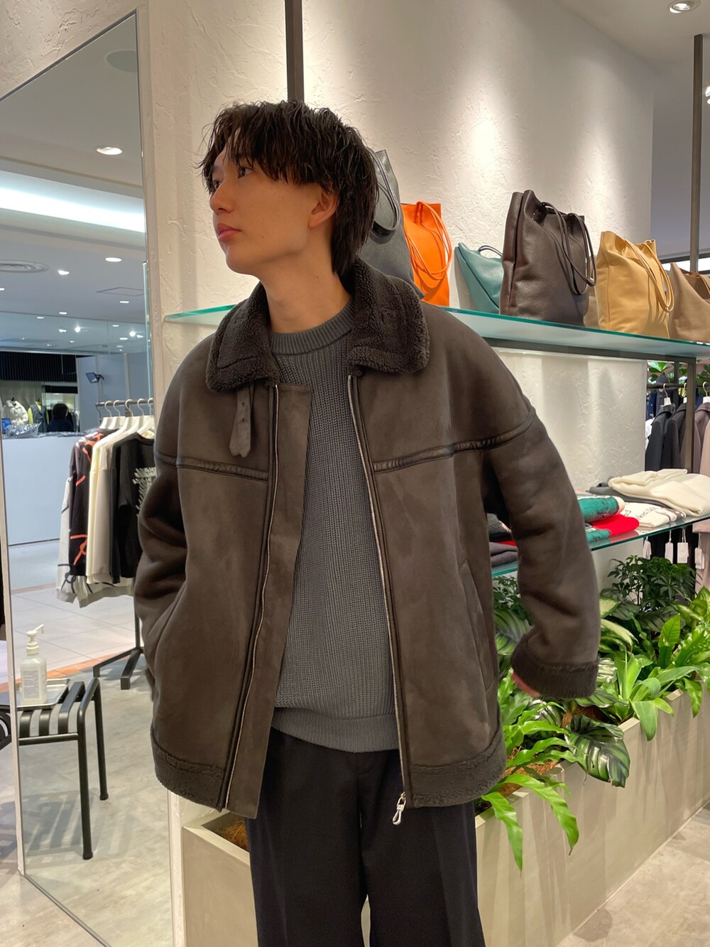 Snow Man 目黒蓮さん着用】フェイクムートンボアブルゾンを使った