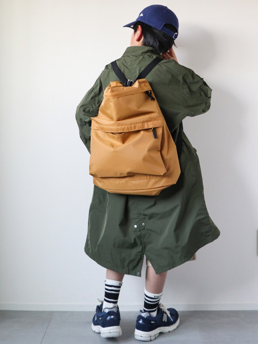 「シンプルコーデ、春コーデ、春アウター、ミリタリー、ロゴT、ハーフパンツ、春色、カジュアルコーデ、スニーカー、キャップ、ジャケット、カラーパンツ、7歳、おとこのこ」｜「NEW ERAのNEW ERA/ニューエラ キッズ キャップ 12854268（キャップ、ブルー系）」を使った、KISA / SANAさん（キッズ・130cm）の冬コーディネートの4枚目の写真