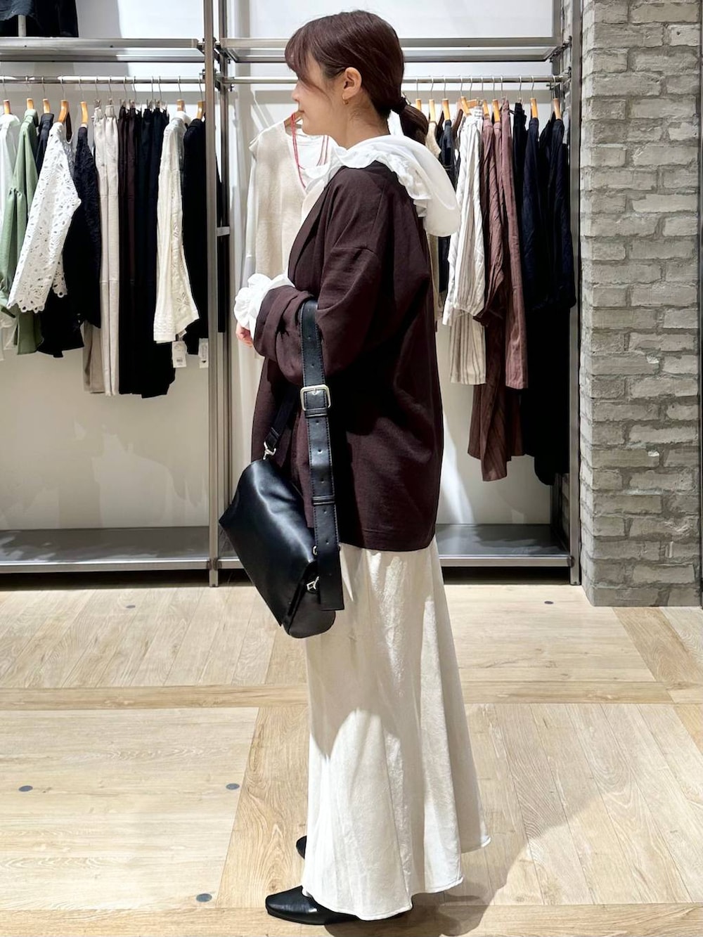 レディースの春コーディネートの2枚目の写真