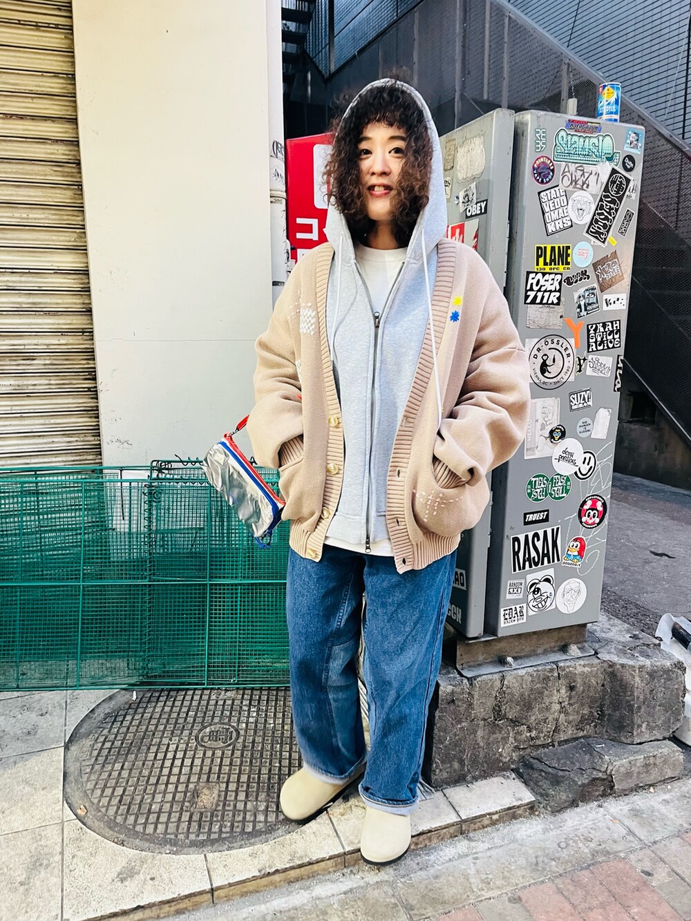 さゆるゆる(BEAVER 上野店)｜BEAVERのパーカーを使ったコーディネート
