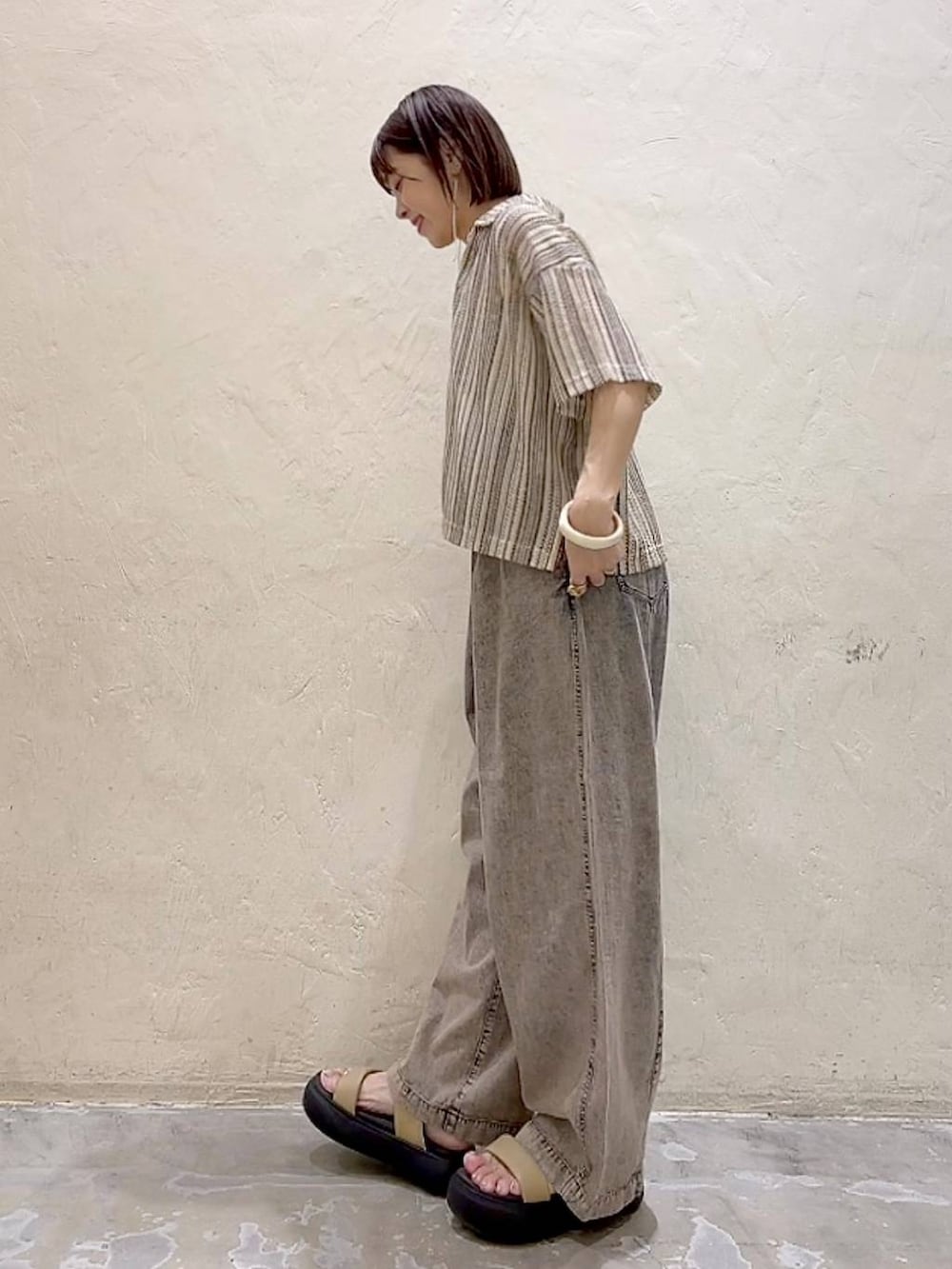 みきてぃ24さんの「【PUMA(プーマ)】MAYU PUFFY SANDAL（PUMA）」を使ったコーディネートの5枚目の写真