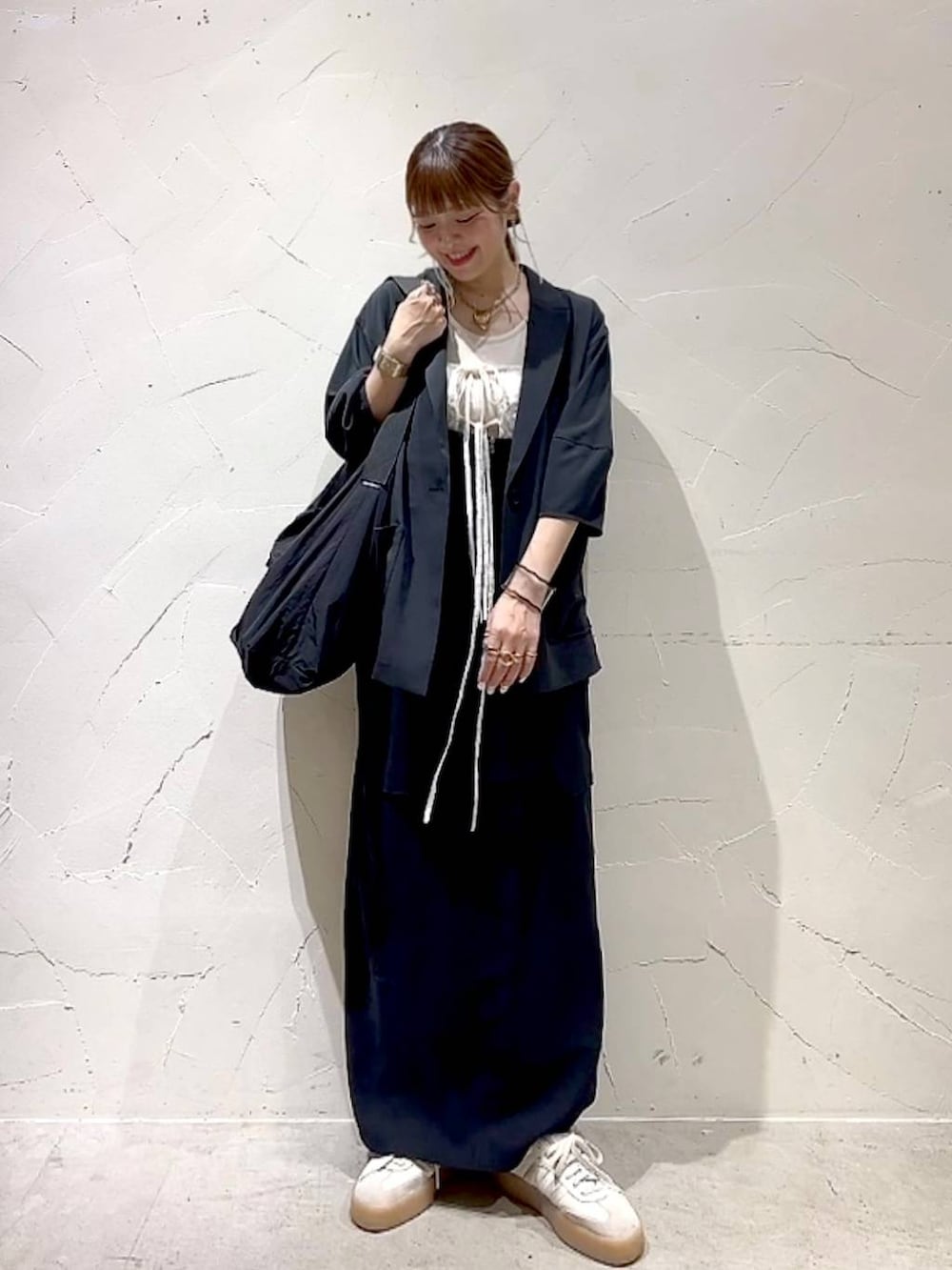 「着痩せ・細見え、体型カバー、ナチュラル、ママコーデ、春コーデ、夏コーデ、カジュアル、niko and ...、淡色コーデ、Over40スタッフ、大人カジュアル、ジャケット、ワントーン、ワンピース、スカート」｜「niko and...の【WILLIAM B.ELIOTT】レーシーラップスカート（スカート、ホワイト系）」を使った、みきてぃ24さん（レディース・158cm）の夏コーディネートの8枚目の写真