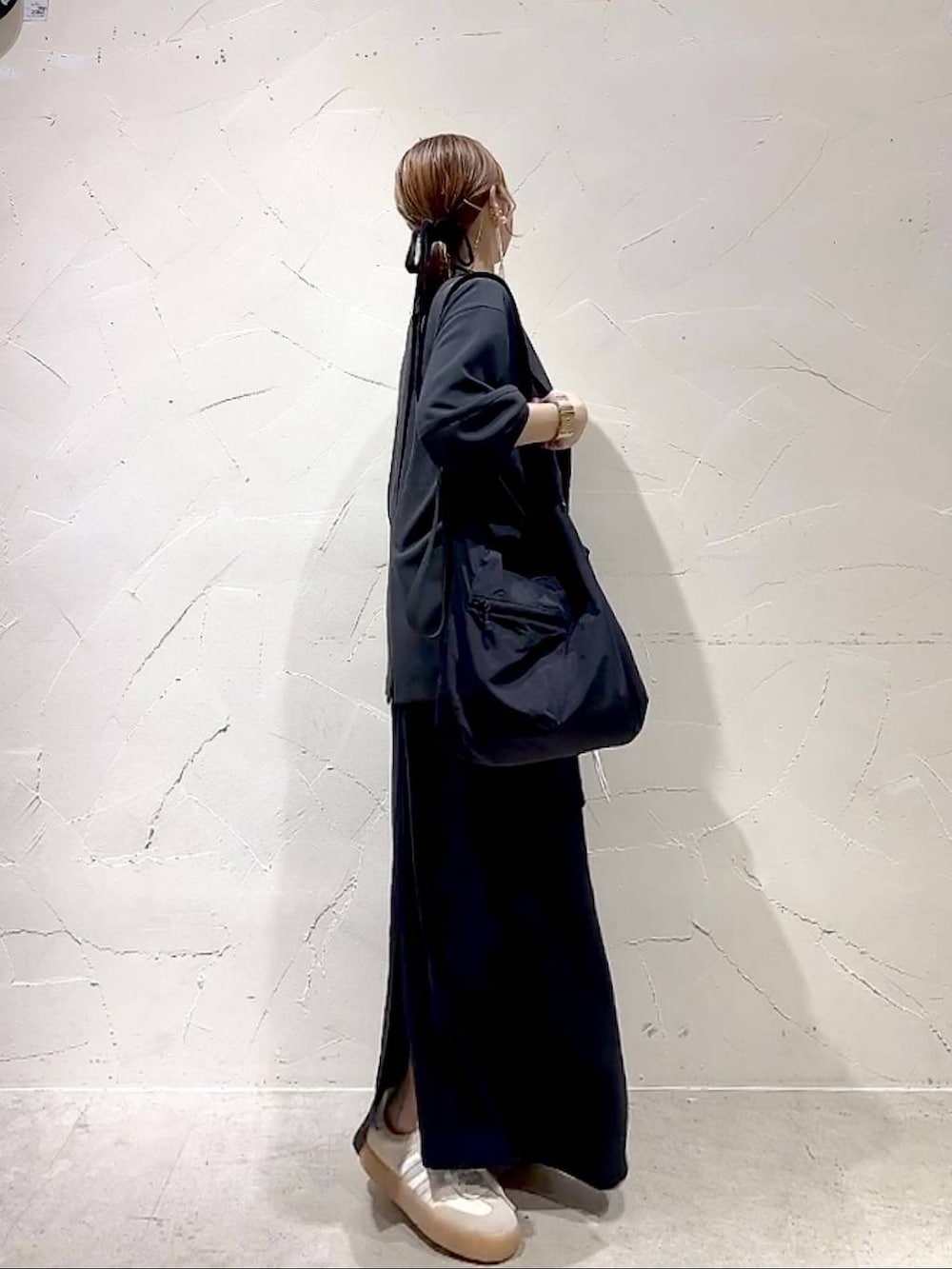 「着痩せ・細見え、体型カバー、ナチュラル、ママコーデ、春コーデ、夏コーデ、カジュアル、niko and ...、淡色コーデ、Over40スタッフ、大人カジュアル、ジャケット、ワントーン、ワンピース、スカート」｜「niko and...の【WILLIAM B.ELIOTT】レーシーラップスカート（スカート、ホワイト系）」を使った、みきてぃ24さん（レディース・158cm）の夏コーディネートの4枚目の写真