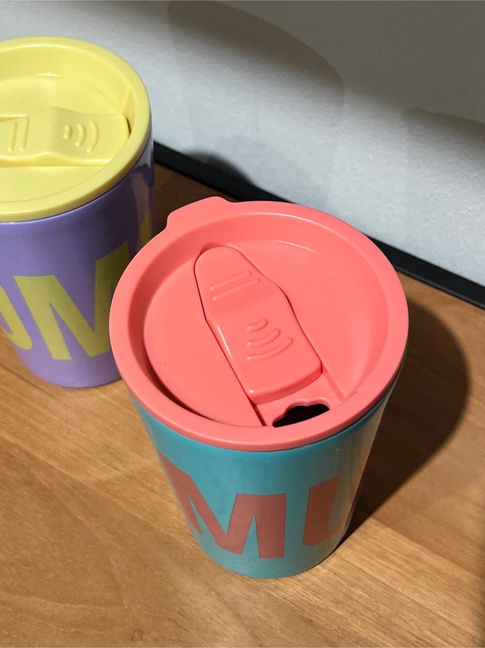 その他のグラス/マグカップ/タンブラー、その他のグラス/マグカップ/タンブラー、その他のグラス/マグカップ/タンブラーを着用したレディースの春コーディネートの2枚目の写真