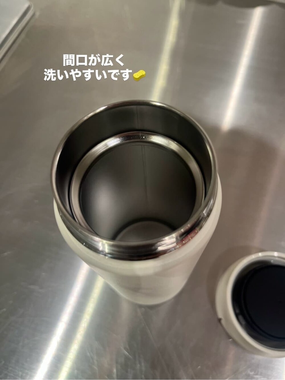その他の水筒、その他の水筒、その他の水筒を着用したレディースの夏コーディネートの4枚目の写真