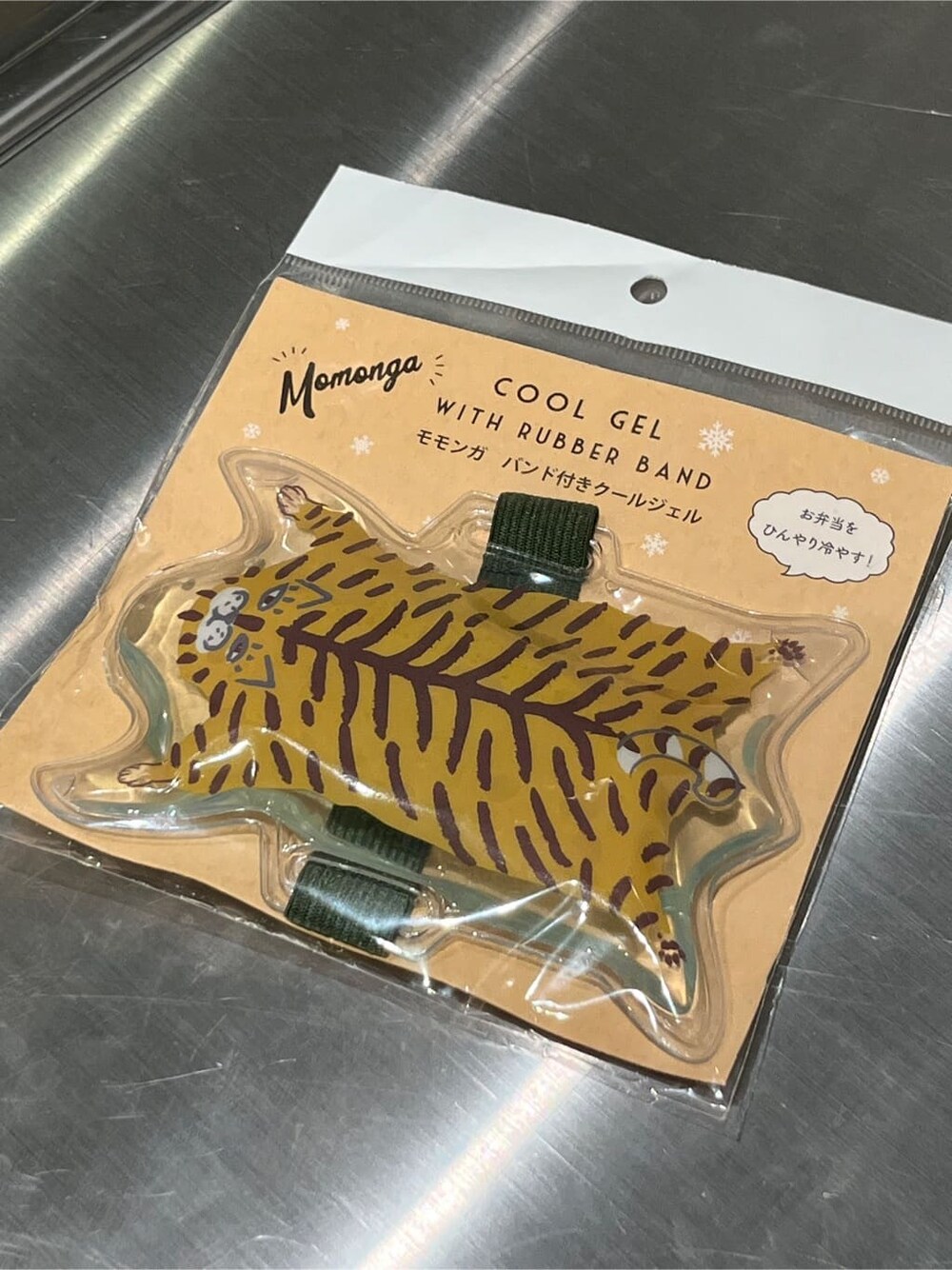 その他のキッチンツール、その他のキッチンツール、その他のキッチンツールを着用したレディースの春コーディネートの2枚目の写真