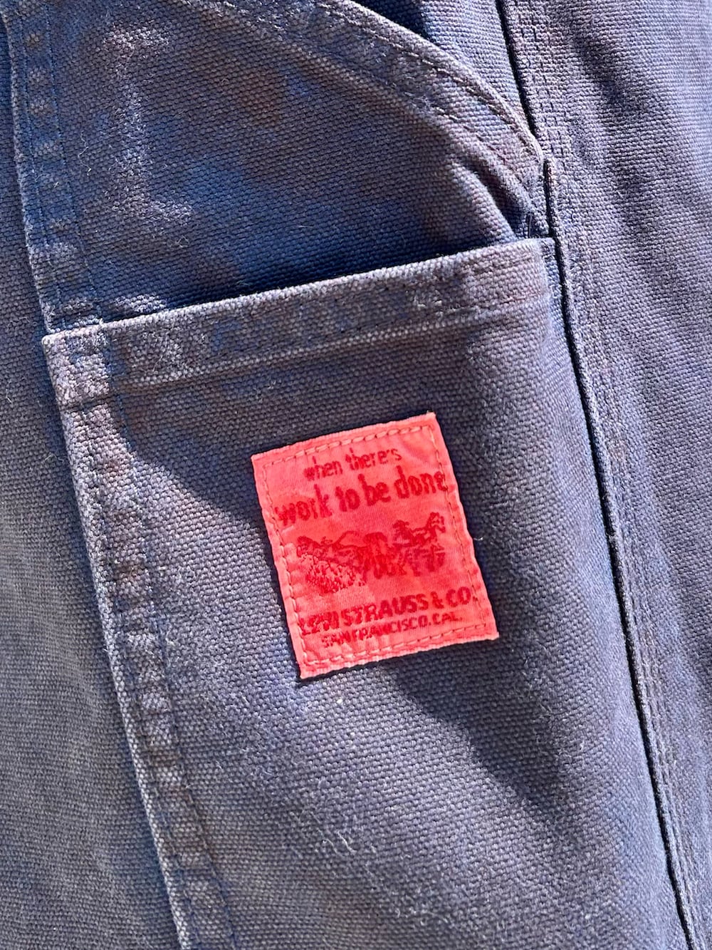 「PR、Levi's、Levis、リーバイス、リーバイス24AW、オーバーサイズ、チェックシャツ、シャツスタイル、シャツ、ブーツ、サングラス、古着、古着MIX、ストリート」｜「Levi'sのLevi's/リーバイス 568(TM) ルーズストレート カーペンター（その他パンツ、グレー系）」を使った、takuya.sさん（メンズ・171cm）の秋コーディネートの2枚目の写真