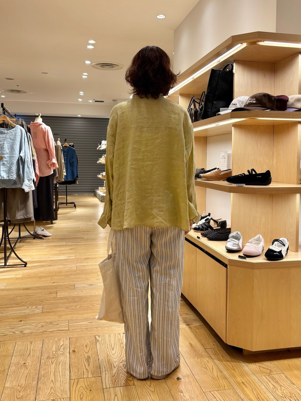 ゆい(DOORS ジョイナス横浜)｜URBAN RESEARCH DOORSのシャツ/ブラウスを使ったコーディネート - WEAR