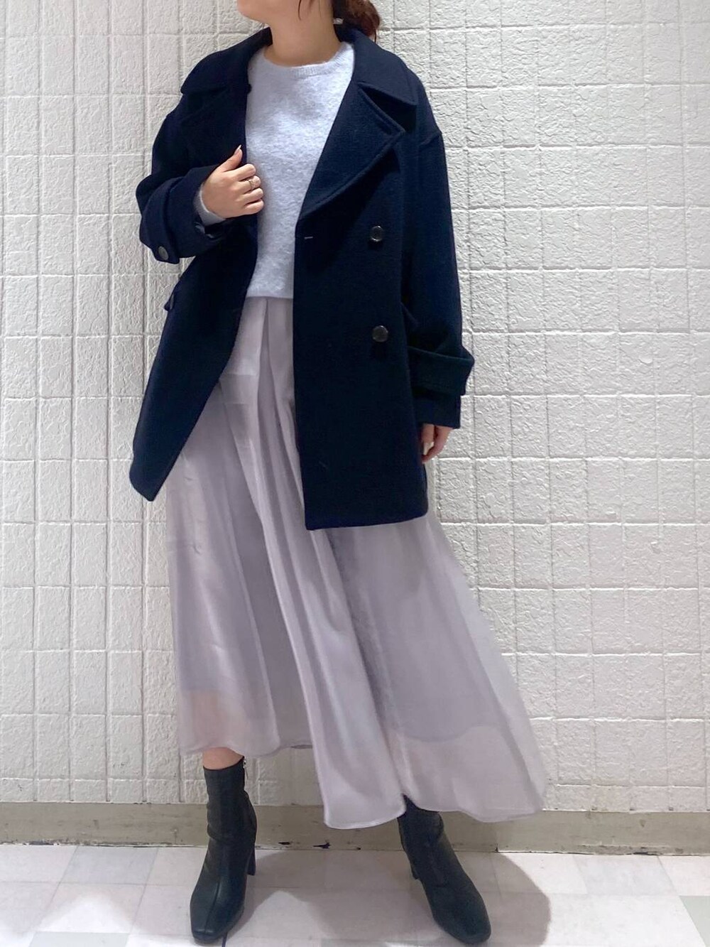 「女子ウケ、カジュアル、体型カバー、休日コーデ、高身長、Andemiu」｜「Andemiuの【洗える】アルパカコンボートネックニット（ニット/セーター、グレー系）」を使った、andemiu_mayaさん（レディース・165cm）の冬コーディネートの4枚目の写真