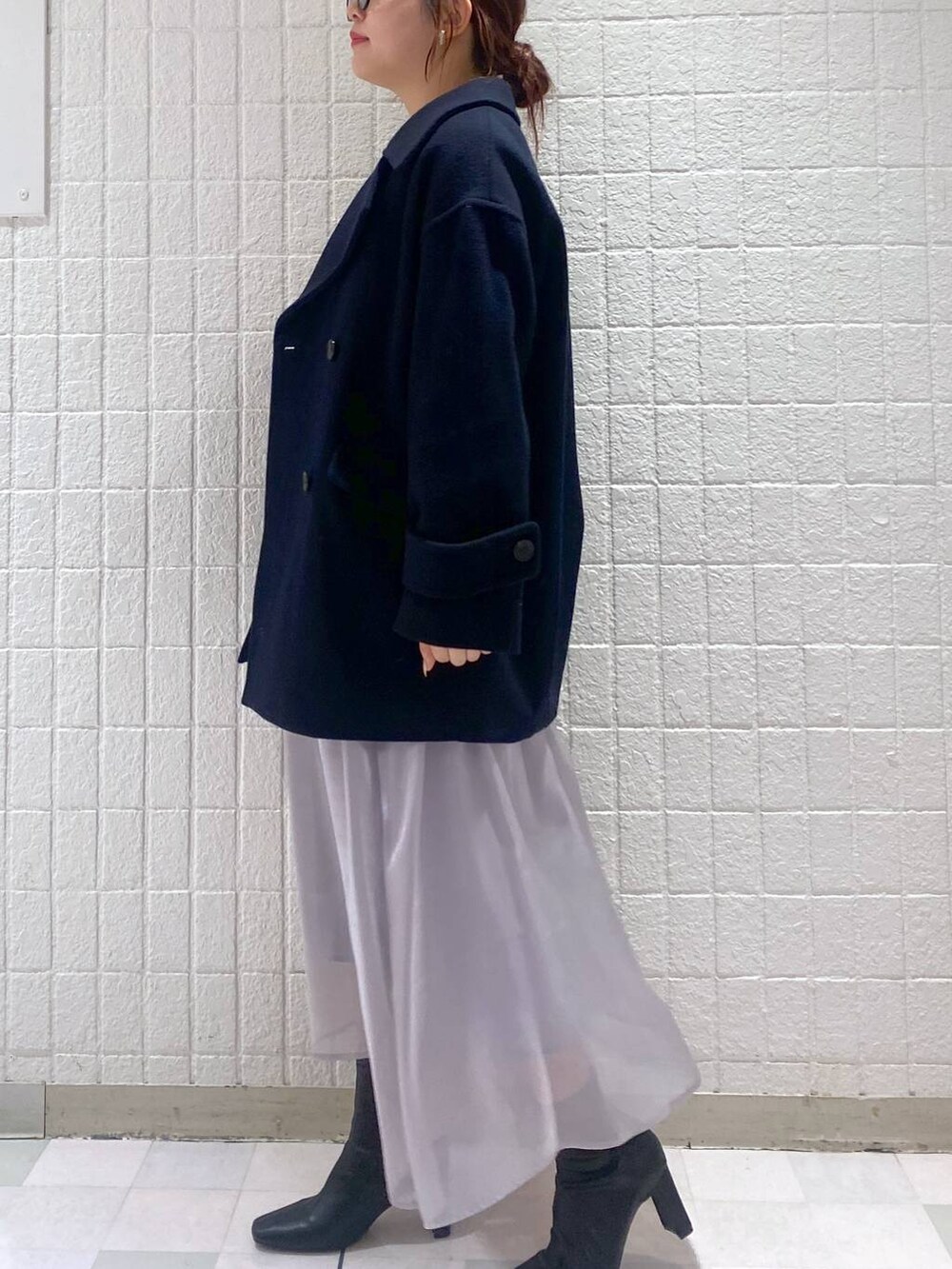 「女子ウケ、カジュアル、体型カバー、休日コーデ、高身長、Andemiu」｜「Andemiuの【洗える】アルパカコンボートネックニット（ニット/セーター、グレー系）」を使った、andemiu_mayaさん（レディース・165cm）の冬コーディネートの2枚目の写真