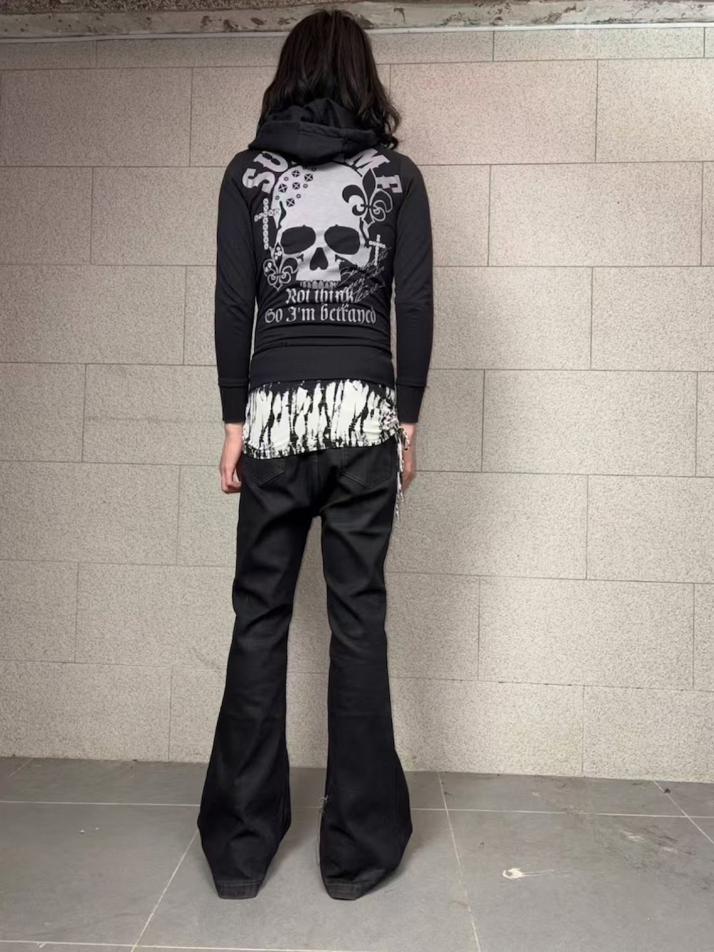 「daily outfit check、古着MIX、00s、秋服」｜「GHOST OF HARLEMのアイテム（スタジャン、ブラック系）」を使った、softhartさん（メンズ・186cm）の秋コーディネートの3枚目の写真