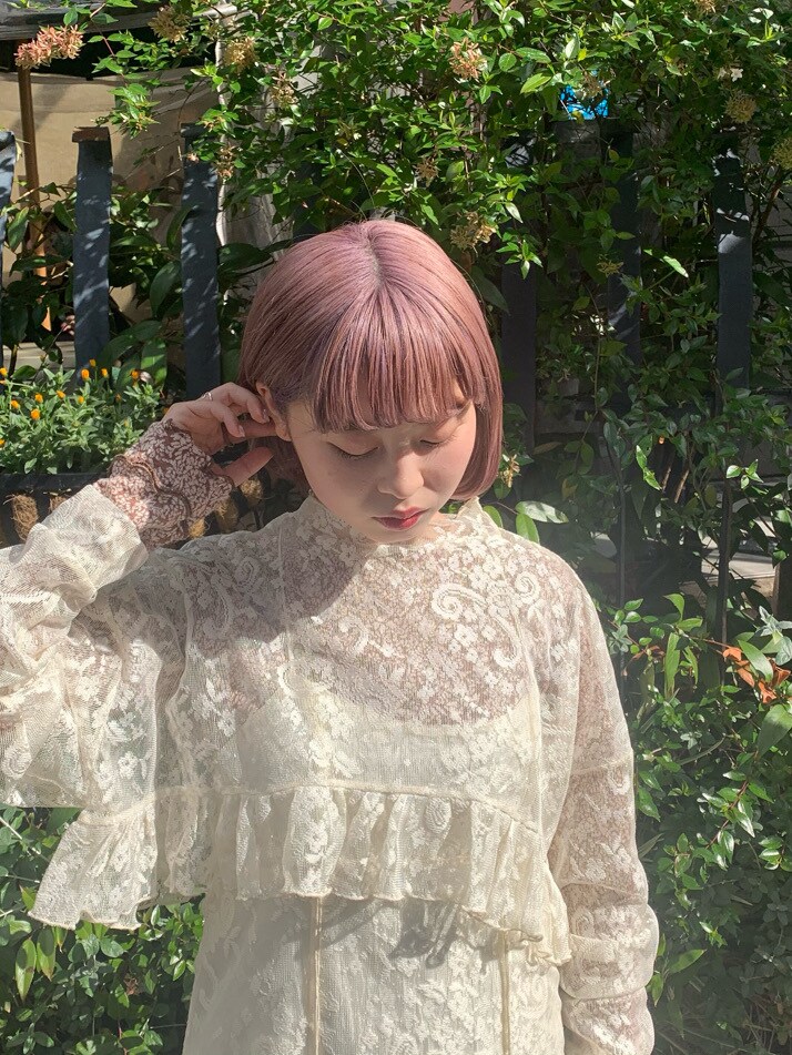 「merryjenny」｜「merry jennyのエアリーパイピングパンプス（パンプス、ホワイト系）」を使った、sumomoさん（レディース・156cm）の春コーディネートの2枚目の写真