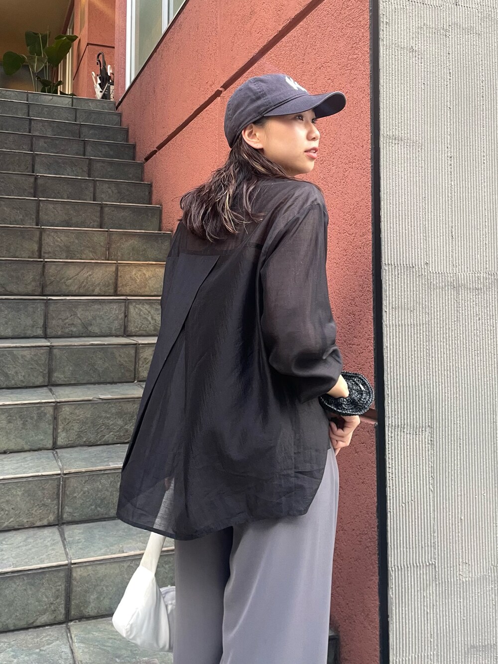 「NEW ERAの【NEW ERA】ニューエラ キャップ 9TWENTY MLB NY YANKEES BIG LOGO CAP ニューヨークヤンキース（キャップ、ブルー系）」を使った、amuamuse7さん（レディース・159cm）の秋コーディネートの3枚目の写真