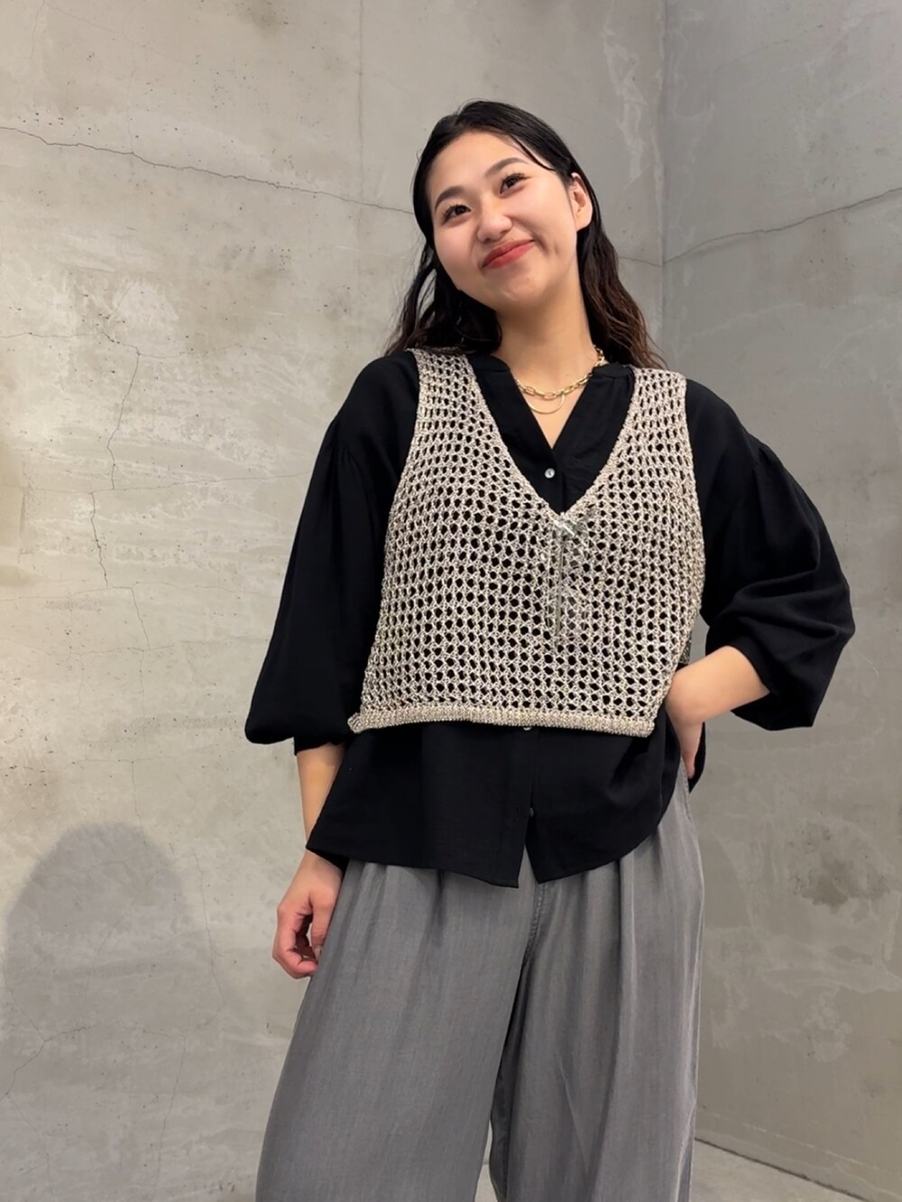「Jena espace merveilleuxの【すっきりブラウス】リネンライクスキッパーブラウス（シャツ/ブラウス、イエロー系）」を使った、amuamuse7さん（レディース・160cm）の春コーディネートの2枚目の写真