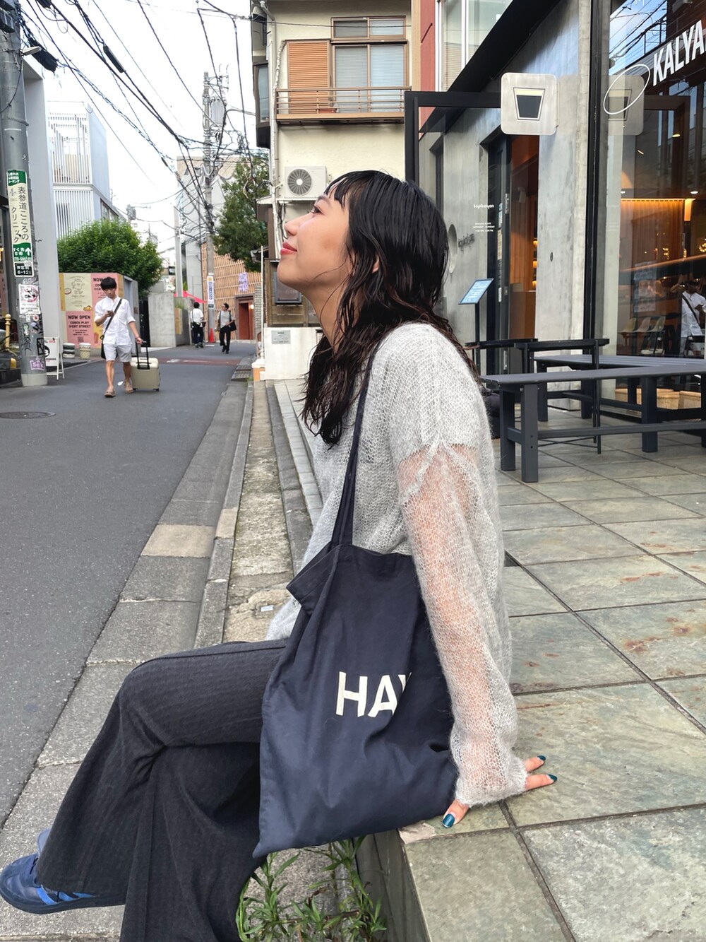 「Jena espace merveilleuxの【サイズ展開あり】ウールライクイージーパンツ(その他パンツ、グレー系)」を使った、amuamuse7さん(レディース・159cm)の秋コーディネートの2枚目の写真