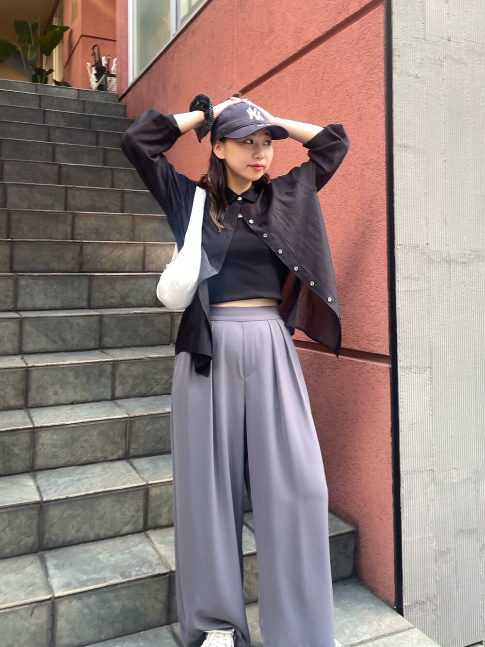 「NEW ERAの【NEW ERA】ニューエラ キャップ 9TWENTY MLB NY YANKEES BIG LOGO CAP ニューヨークヤンキース（キャップ、ブルー系）」を使った、amuamuse7さん（レディース・159cm）の秋コーディネートの2枚目の写真