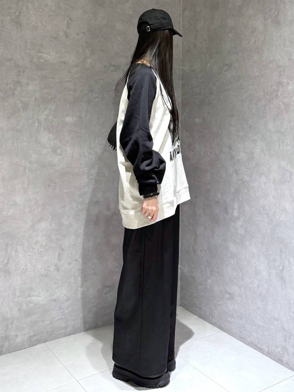 koyukiさんの「NR/9TWENTY（PAGEBOY）」を使ったコーディネートの4枚目の写真
