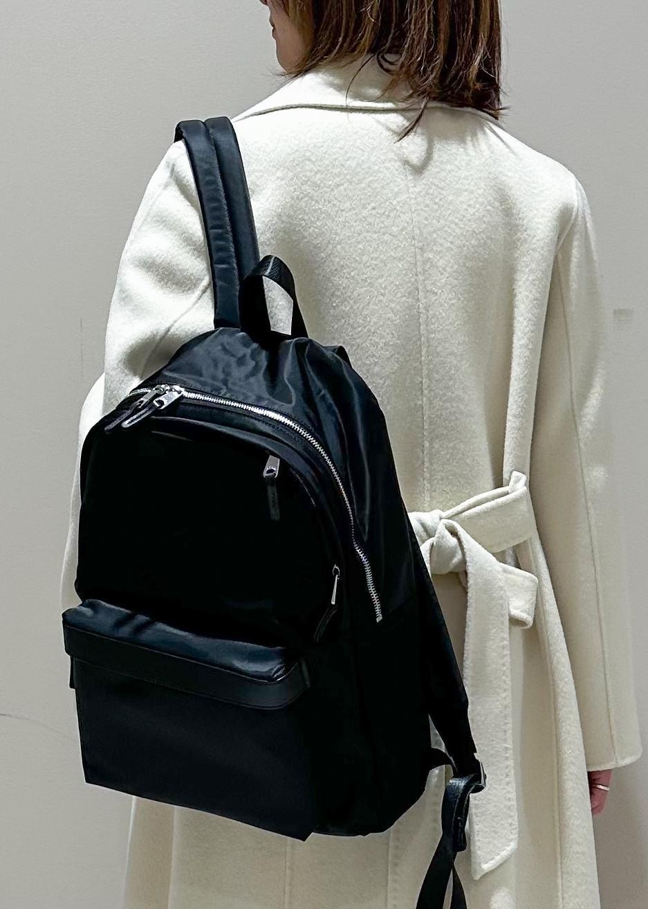 「Winter Coat 2023、リュック、ニット、パンツ、ROPÉ、ÉPOR、通勤バッグ、冬コート、通勤、オフィスカジュアル、きれいめカジュアル、大人カジュアル、冬、23AW冬の新作、24SS春の新作」｜「ROPE'の【高評価】【SUPER100's/140's】シャルムリバー2WAYロングコート（チェスターコート、ホワイト系）」を使った、うつぎさん（レディース・160cm）の冬コーディネートの6枚目の写真
