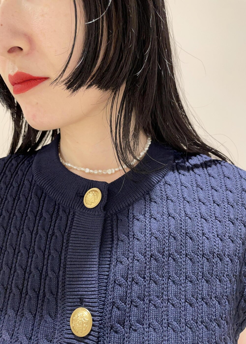 「ホワイト、ハンドバッグ、ミニ、ネイビー、ノースリーブ、ボタン、スカート、ロング、フレア、サンダル、ヒール、ROPÉ、ÉPOR、Y BAG、MONOGRAM BAG」｜「ROPE'のプリント&無地タックスカート（スカート、ホワイト系）」を使った、mm＊さん（レディース・161cm）の夏コーディネートの7枚目の写真