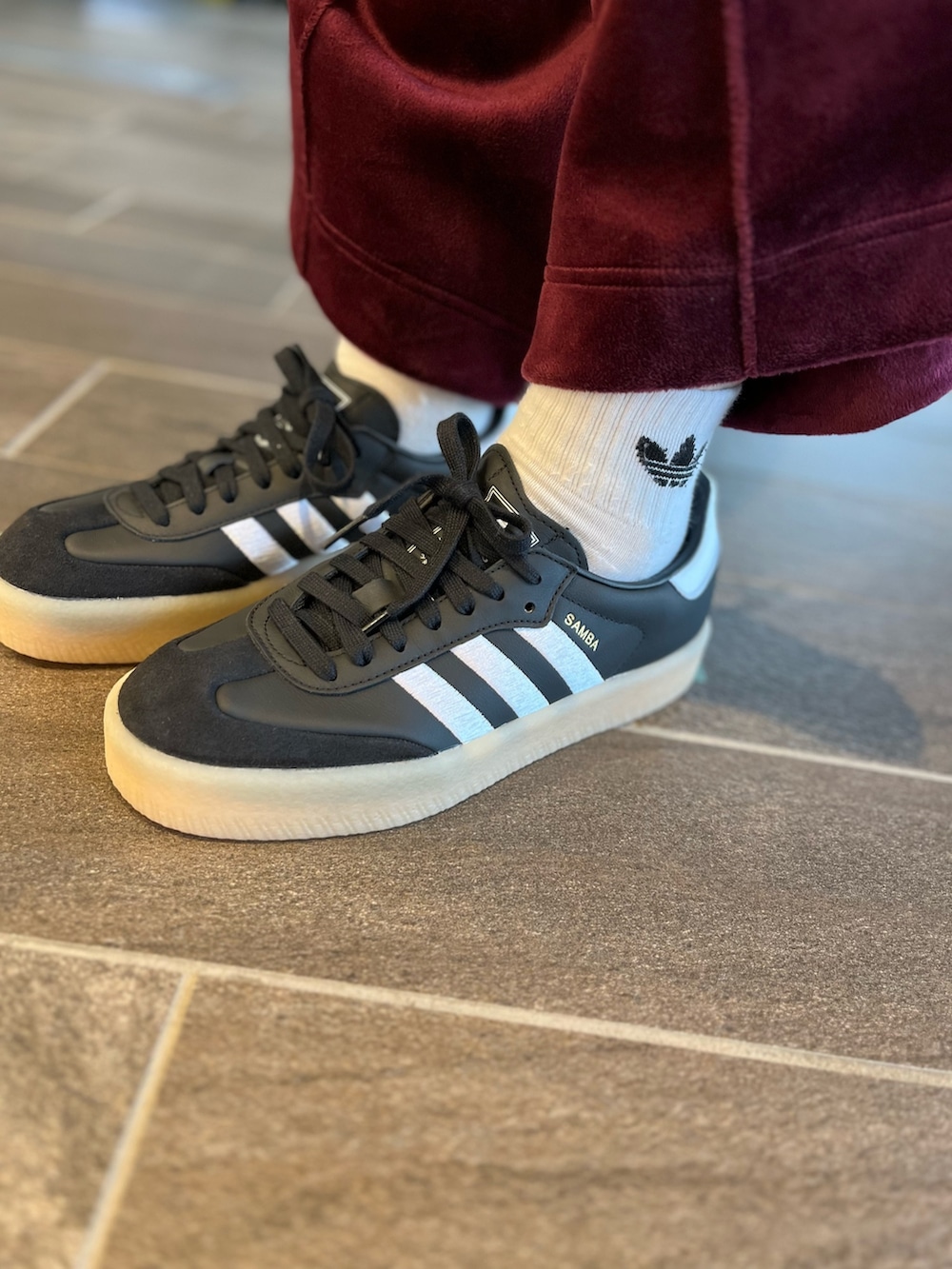 HT(アディダス オリジナルス フラッグシップ ストア 原宿)｜adidasの