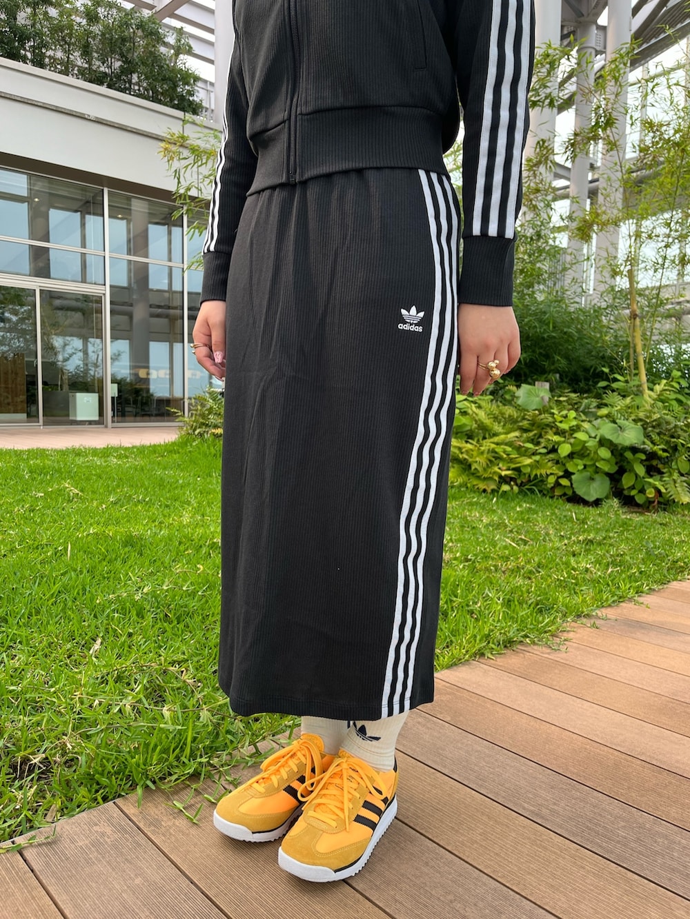 つらら TC(アディダス オリジナルスショップ ららぽーとTOKYO-BAY)｜adidasの