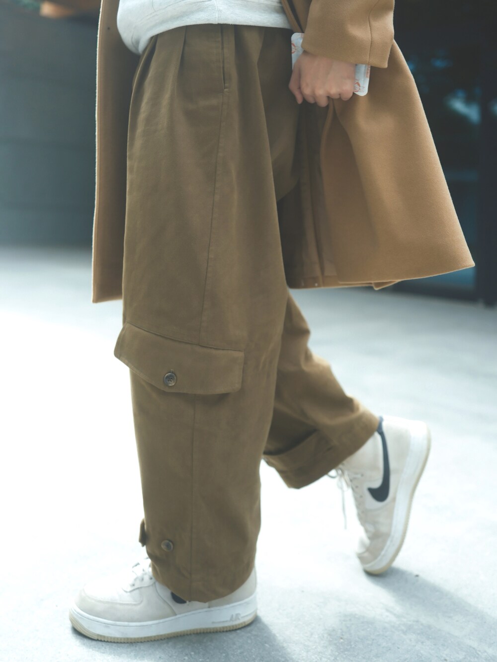 「冬コーデ、冬、寒い、台灣、Taiwan、今日のコーデ、チェスターコート、コート、ベレー帽、beret、outfit、niko and ...、GU、プチプラ、平價穿搭」｜「GUのアイテム（チェスターコート、ブラウン系）」を使った、Henry🥸さん（メンズ・177cm）の冬コーディネートの3枚目の写真