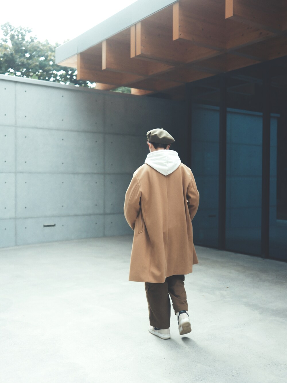 「冬コーデ、冬、寒い、台灣、Taiwan、今日のコーデ、チェスターコート、コート、ベレー帽、beret、outfit、niko and ...、GU、プチプラ、平價穿搭」｜「GUのアイテム（チェスターコート、ブラウン系）」を使った、Henry🥸さん（メンズ・177cm）の冬コーディネートの2枚目の写真