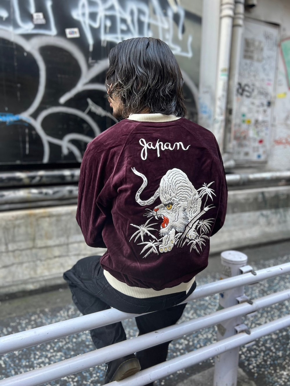 REIJI(AVIREX 渋谷)｜AVIREXのスカジャンを使ったコーディネート - WEAR