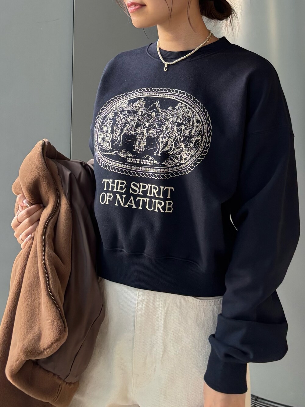 「UGG、冬コーデ、冬服、大人かわいい、クリスマスに着たい服、クリスマス、おしゃれさんと繋がりたい、ブラウンコーデ、厚底ブーツ」｜「URBAN RESEARCHのエコファージップコート（その他アウター、イエロー系）」を使った、COCOAさん（レディース・155cm）の冬コーディネートの2枚目の写真