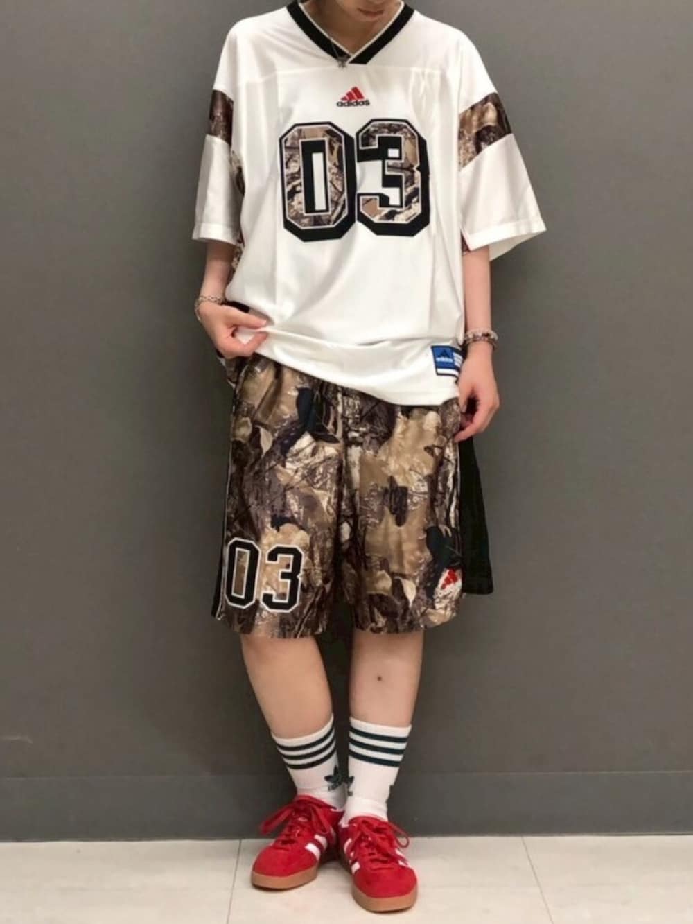 【adidas】adidas Originals カモフラージュ ショーツ UNISEX adidas Originals 迷彩サッカー ジャージー、adidas Originals
