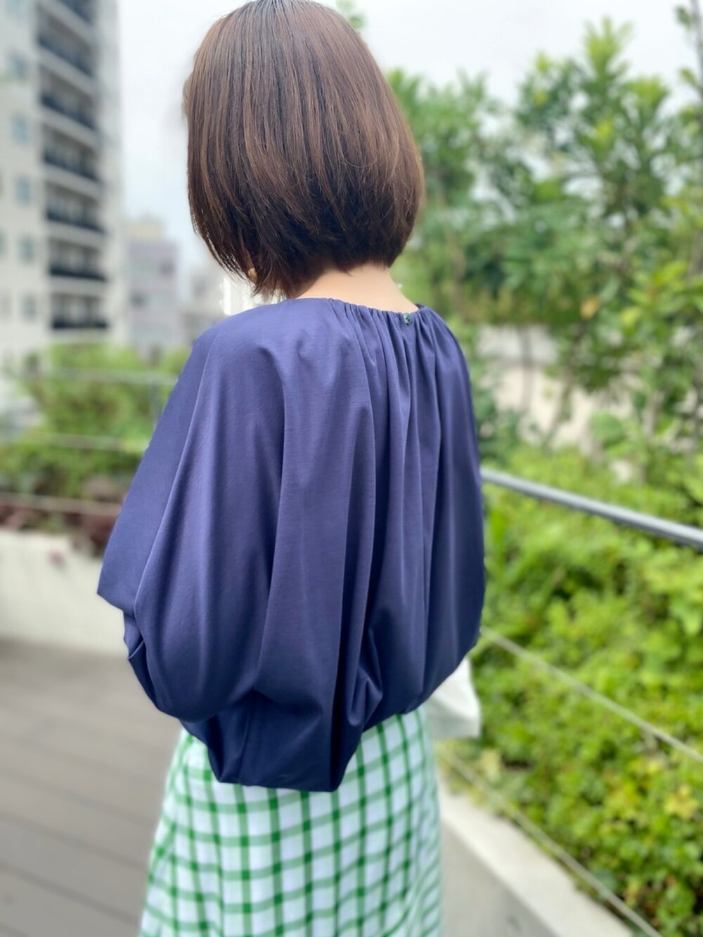 その他のTシャツ/カットソー、グリーン系のスカート、グリーン系のスカートを着用したレディースの夏コーディネートの5枚目の写真